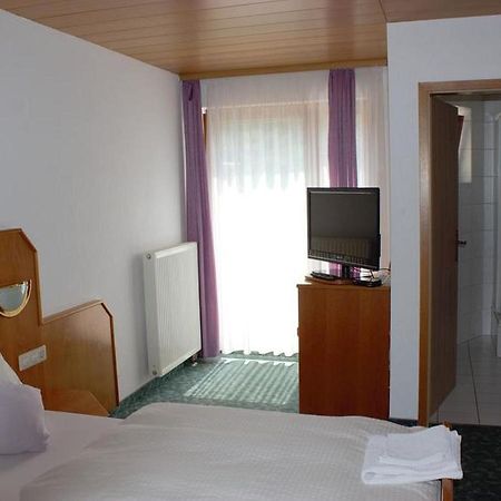 Hotel Garni Silberdistel Lauterstein Eksteriør billede