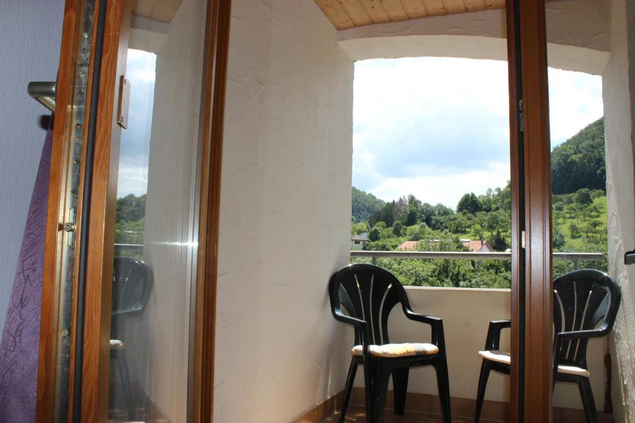 Hotel Garni Silberdistel Lauterstein Eksteriør billede